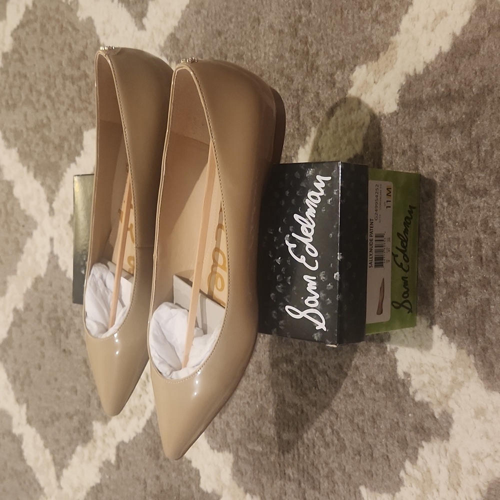 New Sam Edelman Pointed Toe Flats